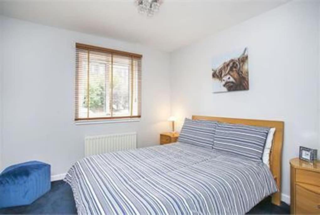Immaculate Cosy Flat Next To Holyrood Park! Apartment เอดินบะระ ภายนอก รูปภาพ